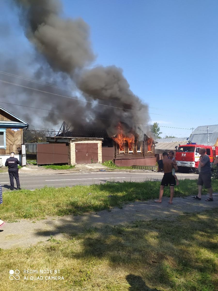 Появились кадры вблизи страшного пожара, который сильно шокировал пензенцев  — Происшествия — Пенза СМИ