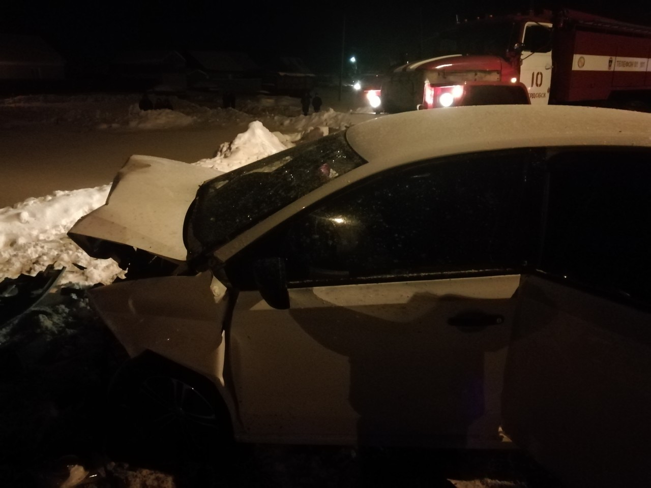 Девушка в реанимации. Появились фото и видео страшной аварии в Пензенской  области — Происшествия — Пенза СМИ