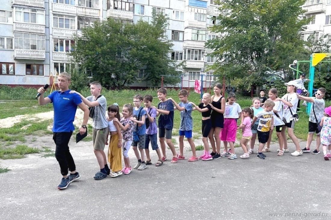 В Пензе на улице Ладожской прошла акция «А у нас во дворе» — Общество —  Пенза СМИ