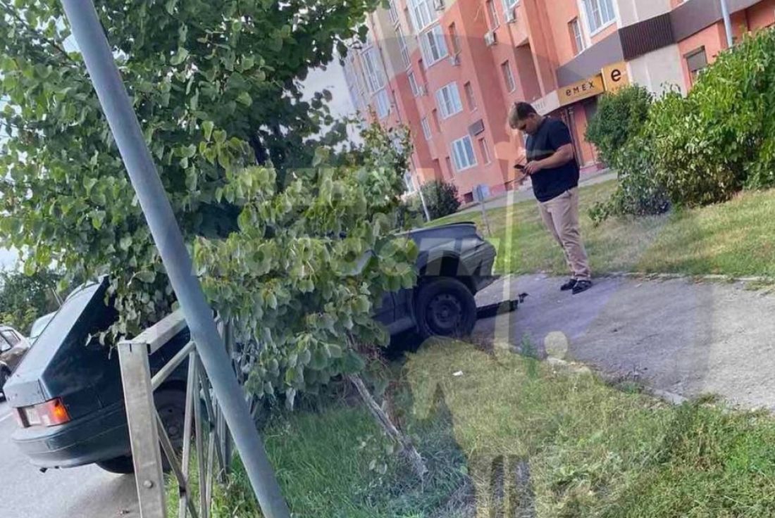 В Пензе авария на пересечении улиц Терновского и Сухумской попала на видео  — Происшествия — Пенза СМИ