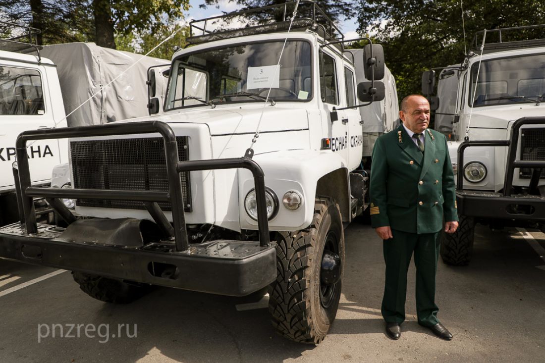 Газ пенза. Вручение пожарных машин лесхозом. Автомобиль ГАЗ В лесопожарный центр Красноярска. Косолапов Владимир Иванович Лесное хозяйство Пензенская область. Лпс-2 ОГСАУ 