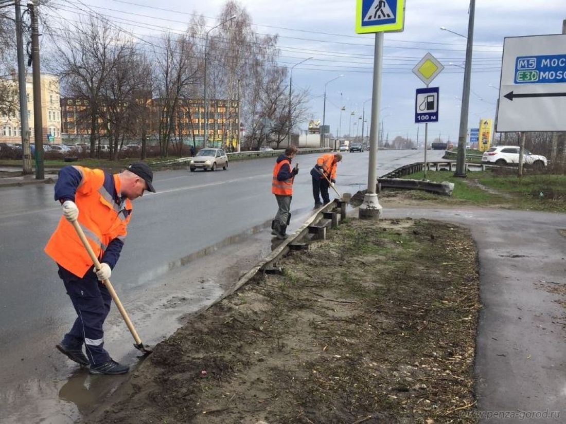 Во всех районах Пензы ведутся активные работы по благоустройству дорог,  мостов, путепроводов и тротуаров — Общество — Пенза СМИ