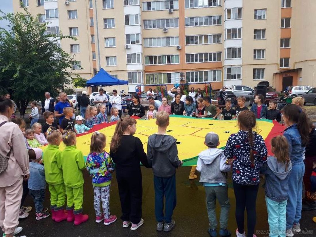 В Пензе на улице Чапаева провели веселый праздник двора — Общество — Пенза  СМИ