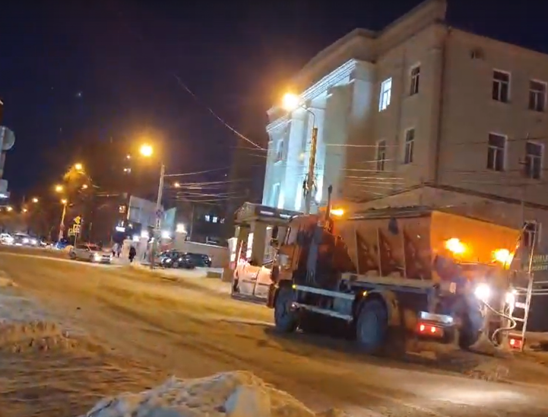 Пенза перекрыта дорога. Пенза прорыв трубы на Западной. Прорвало трубу. Прорыв трубы на стройплощадке. Шилово прорыв трубы.