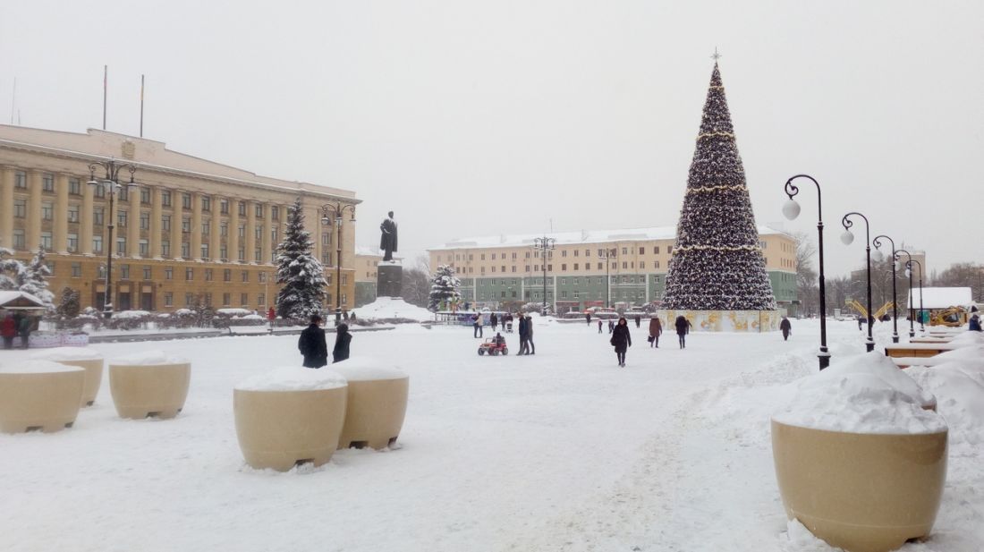 Пенза ленинский. Пенза Центральная площадь. Пенза площадь Ленина сегодня. Площадь Ленина Пенза фото сейчас. Пенза снежный город площадь новый год 2006.