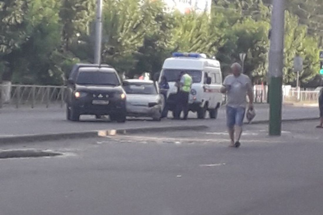 В Пензе мужчина на внедорожнике погнался за виновником ДТП с участием своей  жены — В сети — Пенза СМИ