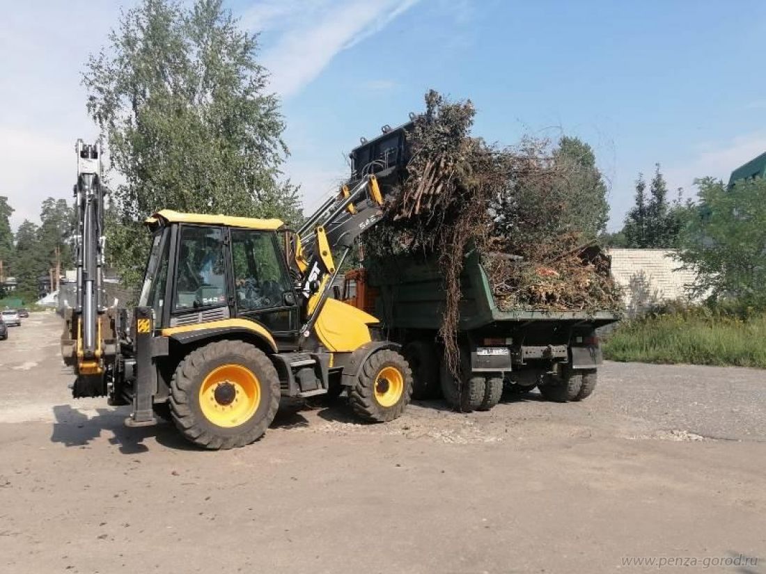 В районах Пензы традиционно прошла санитарная пятница | 29.07.2022 | Пенза  - БезФормата