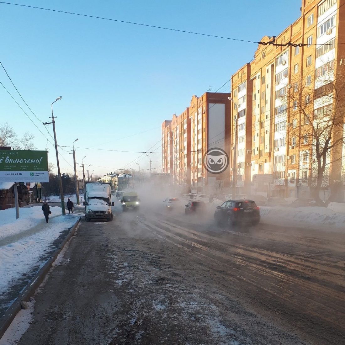 В Пензе на перекрестке улиц Калинина - Красная горка дорогу окутало паром —  Происшествия — Пенза СМИ