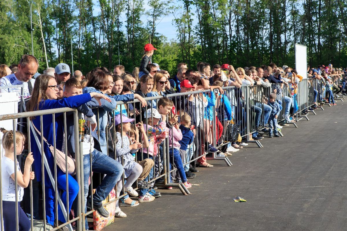 В Пензе более 40 человек пожарили 100-килограммовый шашлык — Общество —  Пенза СМИ